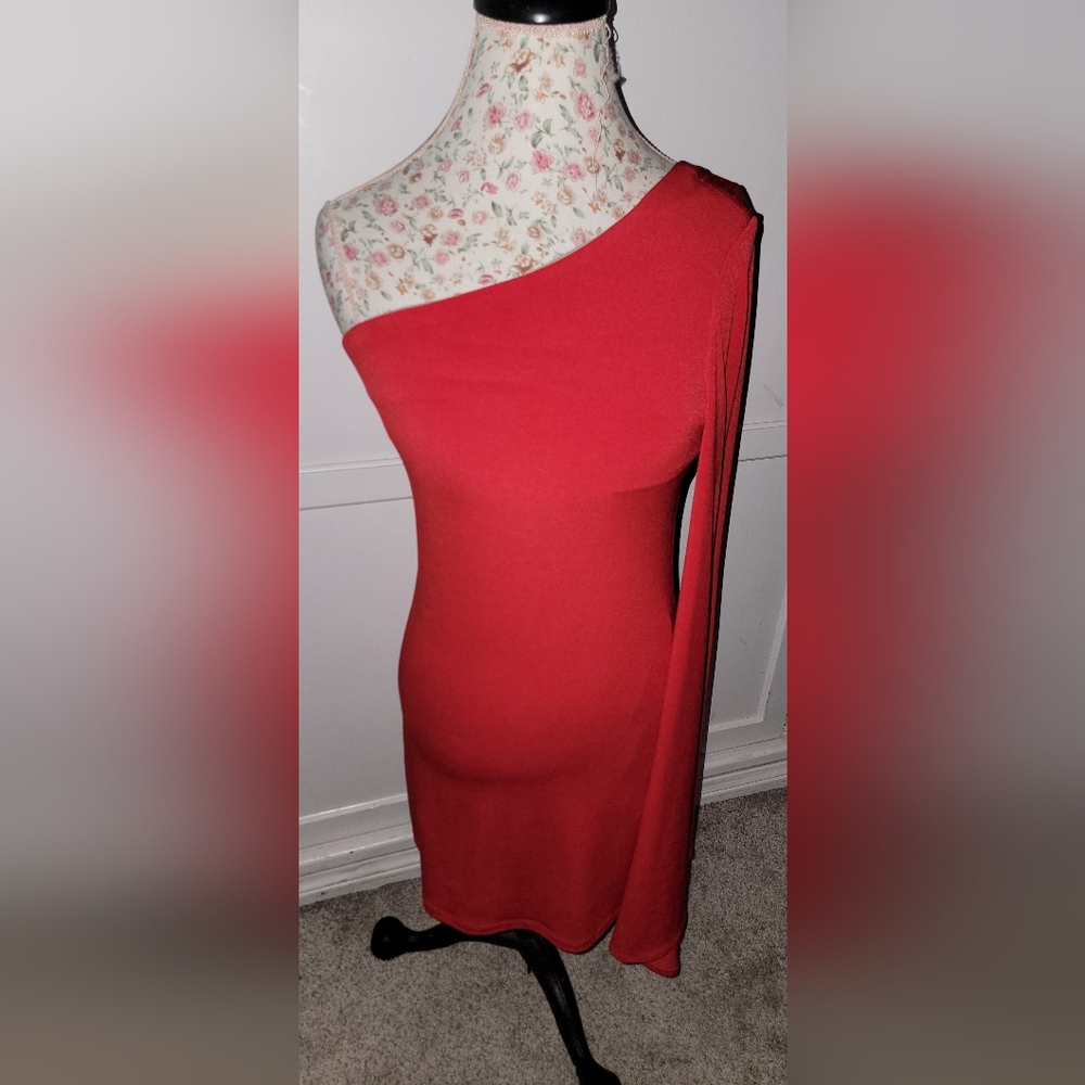 Trina Turk Vibrant Red One-Shoulder Dress Size Small - Picture 2 of 5
